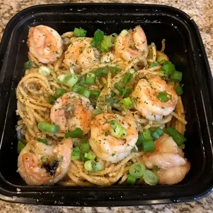 Garlic shrimp noodles