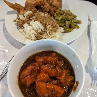 Fried Chicken, Rice and Gravy, String beans.