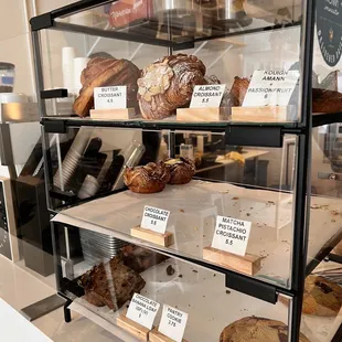 Nonna Mercato Pastries