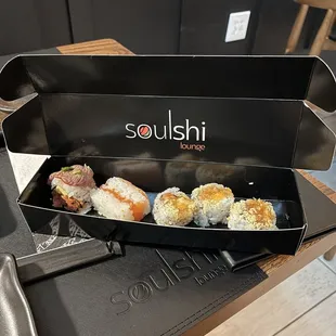 Take out box