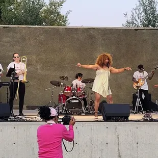 The i.Tina Band.