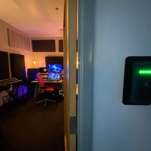 Members can access the space 24/7 with our Kisi Security System.