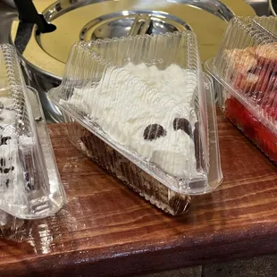 cupcakes, food, dessert