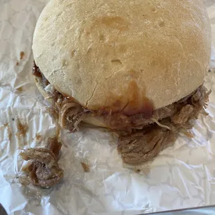 Pulled pork sandwich