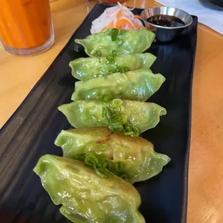 6 Pieces Vegetable Gyoza (Vegan)