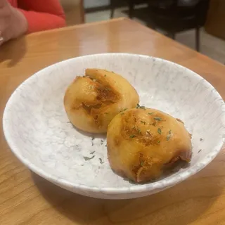 Crunchy Pork "Bao"