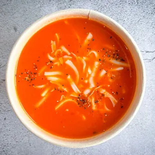 Tomato and Roasted Red Bell Pepper Soup