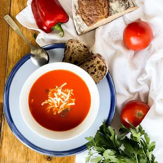 Tomato and Roasted Red Bell Pepper Soup
