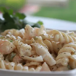 SEAFOOD PASTA SALAD
Shrimp, Crab, Crisp Veggies, Herbs and Spices. freshly made to order