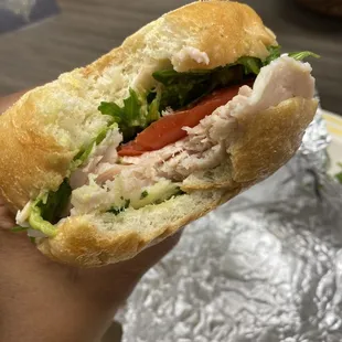 Turkey avocado cheddar Sandwich