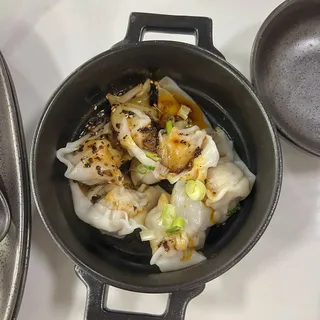 5. Spicy Wonton In Chili Oil