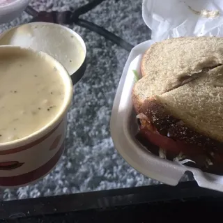 Cheesy Potato Soup