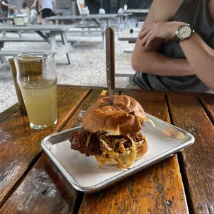 FRIED CHICKEN SANDWICH