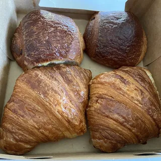 CHOCOLATE CROISSANT