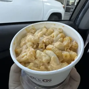 Làrge Mac &amp; Cheese