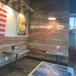 Before closing it's also very clean &amp; tidy!