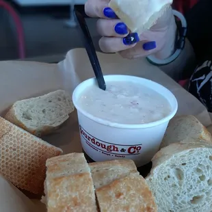 New England Clam Chowder Soup &amp; bread = dipalicous