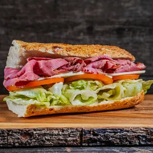 a roast beef sandwich