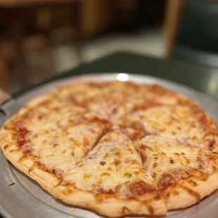 Cheese pizza