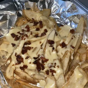 Bacon cheese fries