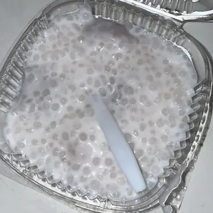 Tapioca and taro dessert