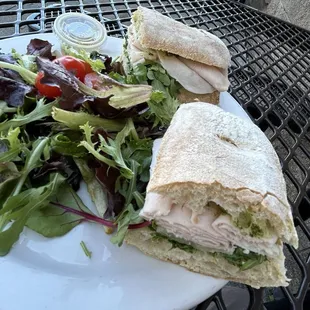 27. Turkey Sandwich, a nice warm served sammich