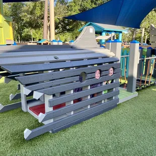 Fun and clever structures. Shark