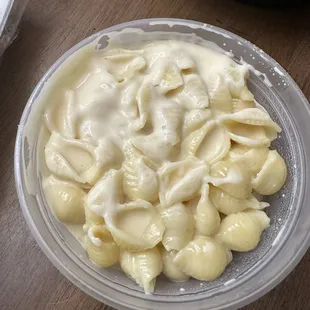 Kids mac and cheese