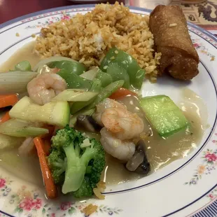 Shrimp and vegetables lunch special