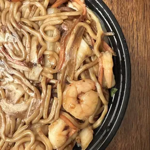 Shrimp Lo Mein