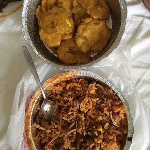 Tasty treats from the deli. All this for $10! Mixed the rice but there was a lot of meat. So yummy. Happy to have a spot like this closeby