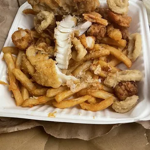 Fried Fishermen&apos;s Platter