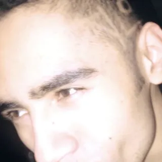 Ari X.
