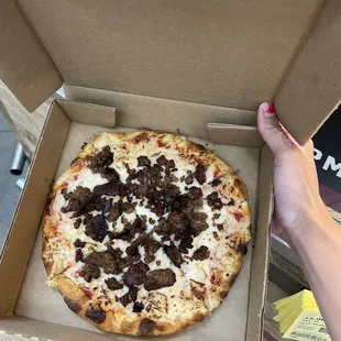 Impossible meat pizza