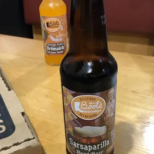 Happy hour special was 2 craft sodas and a 16 inch pizza for only $10!!