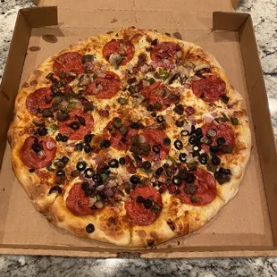 Meat 16&quot; Supreme with Meat Pizza