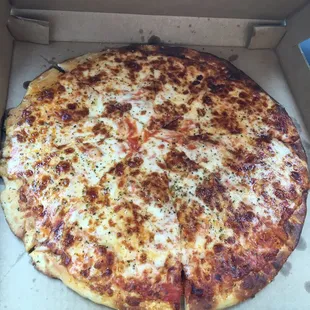 Pizza with exxxtra cheese