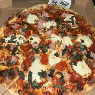 Mmm'mmm! create Build Your Own Pizza 16"