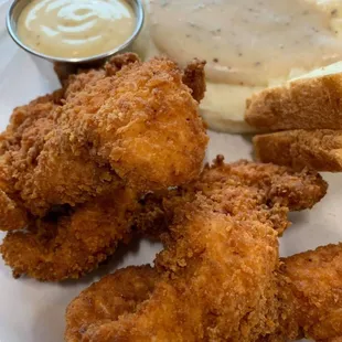 fried chicken and mashed potatoes