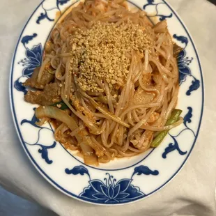 ramen and noodles, food