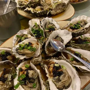 Oysters in black bean sauce