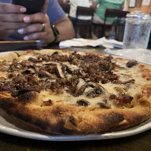 Mountaineer Pizza