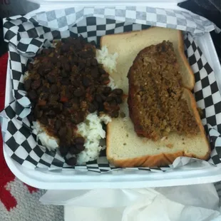 Smoked meatloaf with black beans