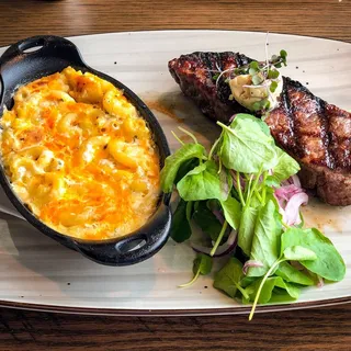 Cast Iron Mac and Cheese