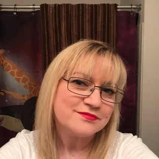 Christine F.