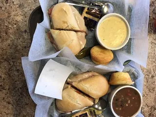 Gaunce's Deli & Cafe