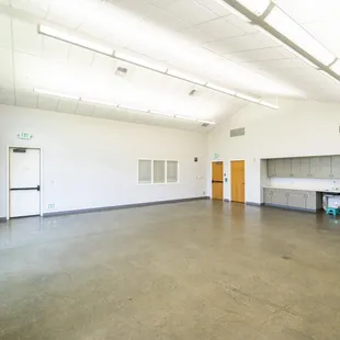 Arts &amp; Craft Room