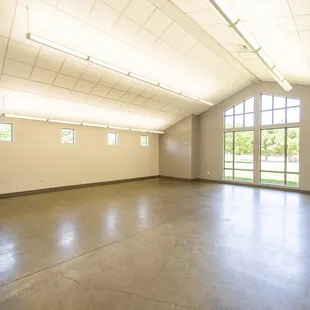 Arts &amp; Craft Room