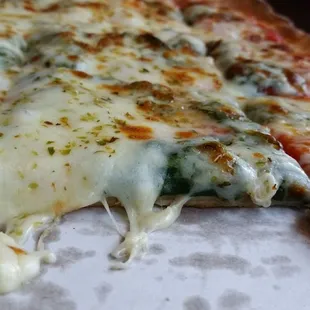 Pizza with spinach.  Yum