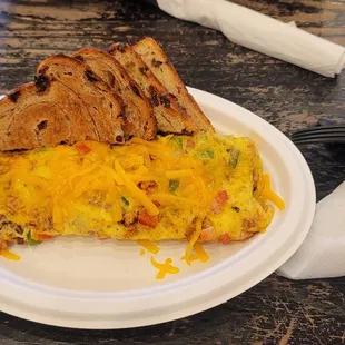 West omelet with cinnamon rasin toast